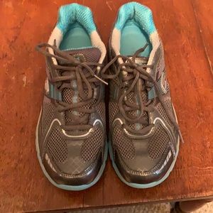 Sketchers Tone-Up Tennis Shoes